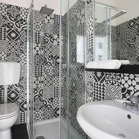 Guests House Taddea *